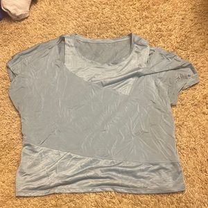Lululemon workout T!